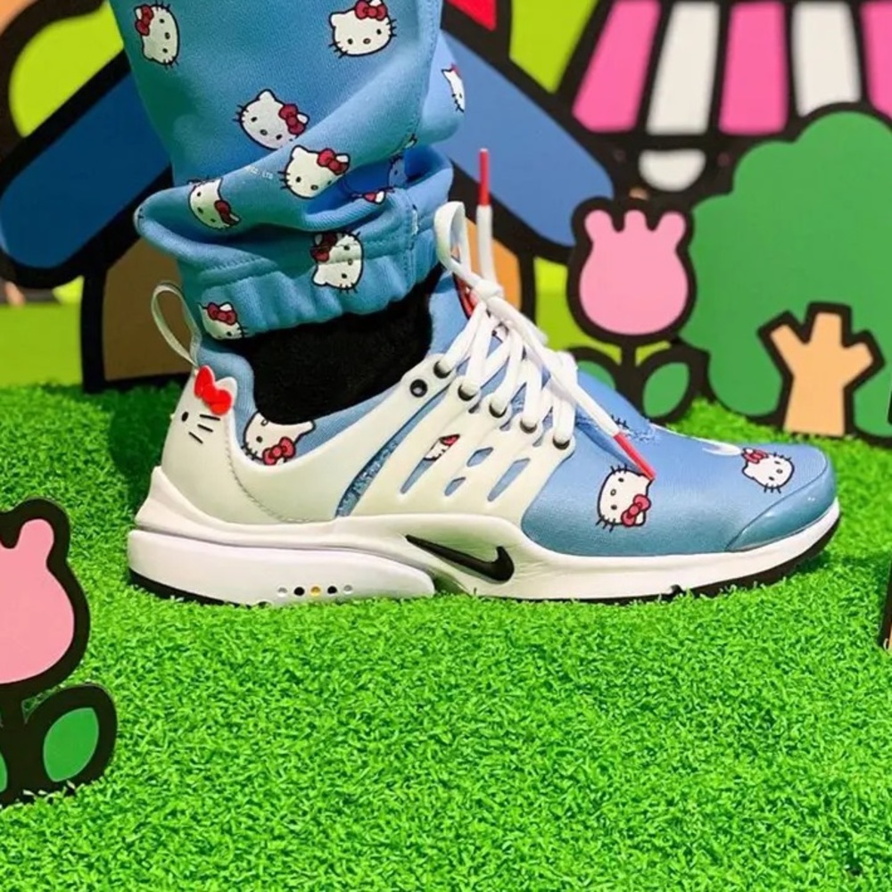 New Hello Kitty X Nike Air Presto QS size 8M/9.5 W - Picture 16 of 16